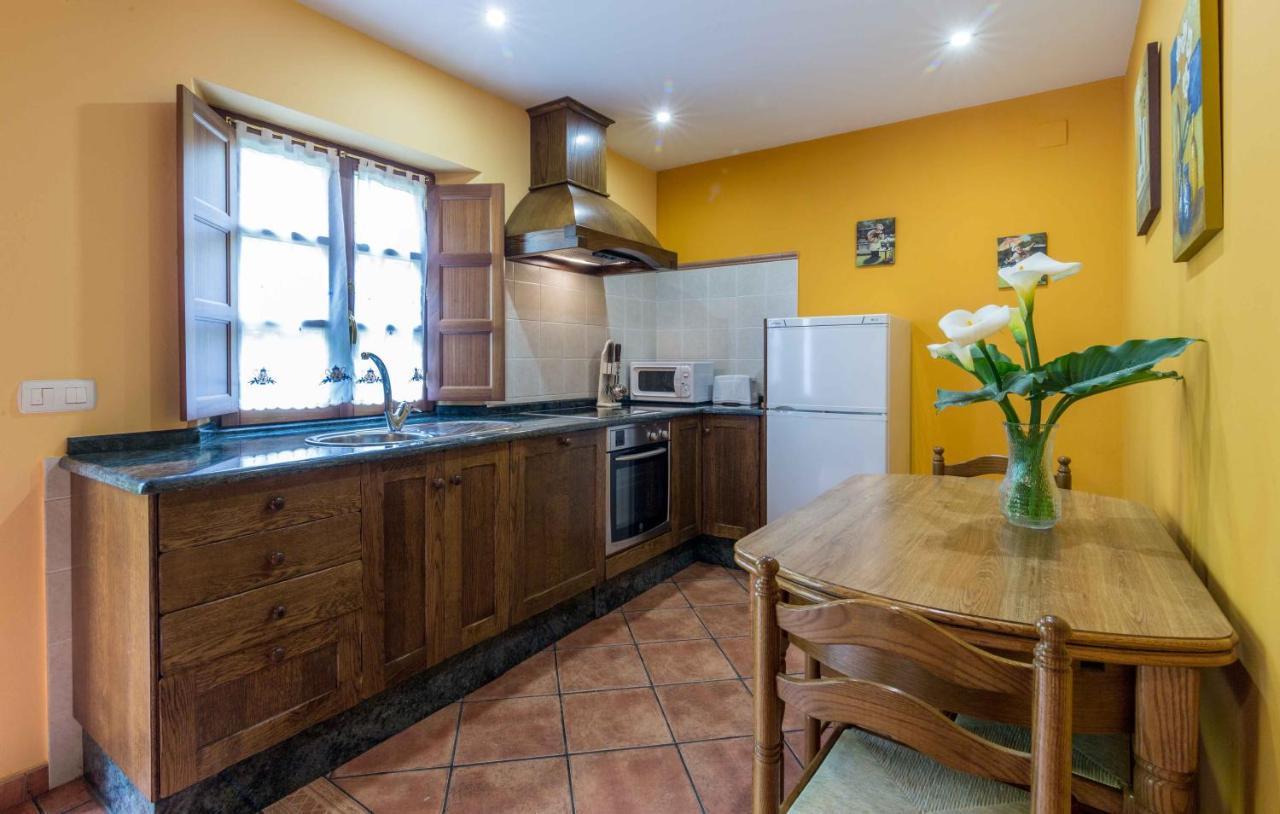 Apartamentos Castrovaselle Nº2 Тапиа де Касариего Екстериор снимка
